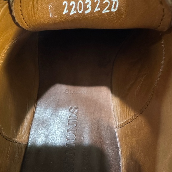 Allen Edmonds Brown Oxford Strand Brogue Dress Shoes - Picture 4 of 4